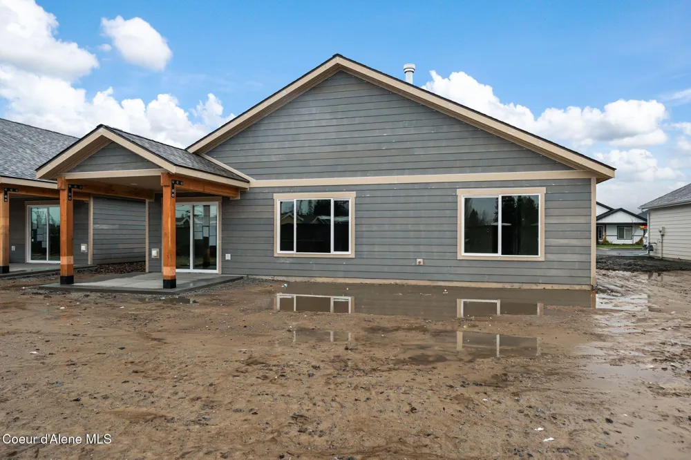2224 Maverick Court Sandpoint, ID 83864