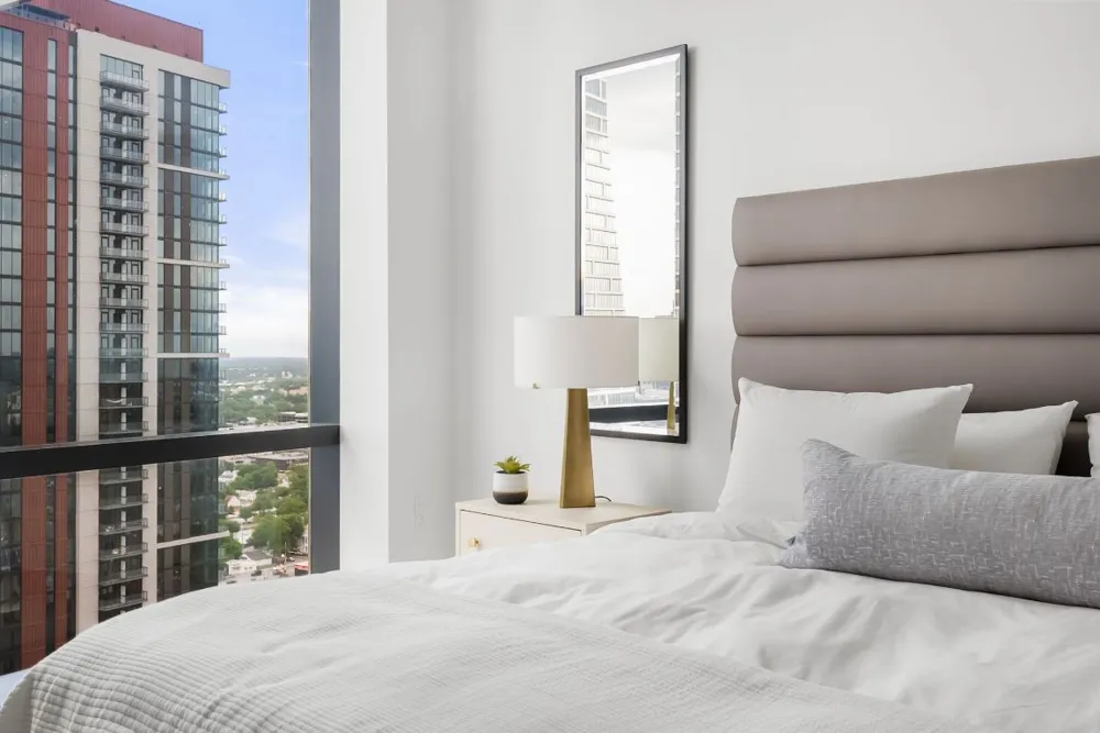 70 RAINEY STREET #2606 Austin, TX 78701