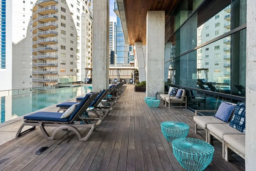 70 RAINEY STREET #2606 Austin, TX 78701
