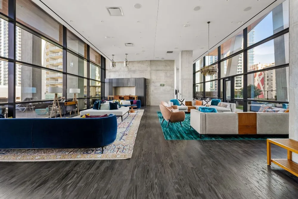 70 RAINEY STREET #2606 Austin, TX 78701