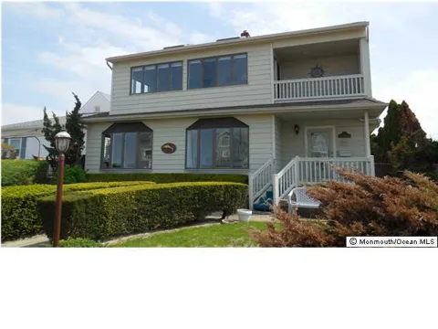 7 Lincoln Avenue