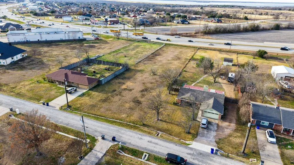439 Wolf Run Court Lavon, TX 75166