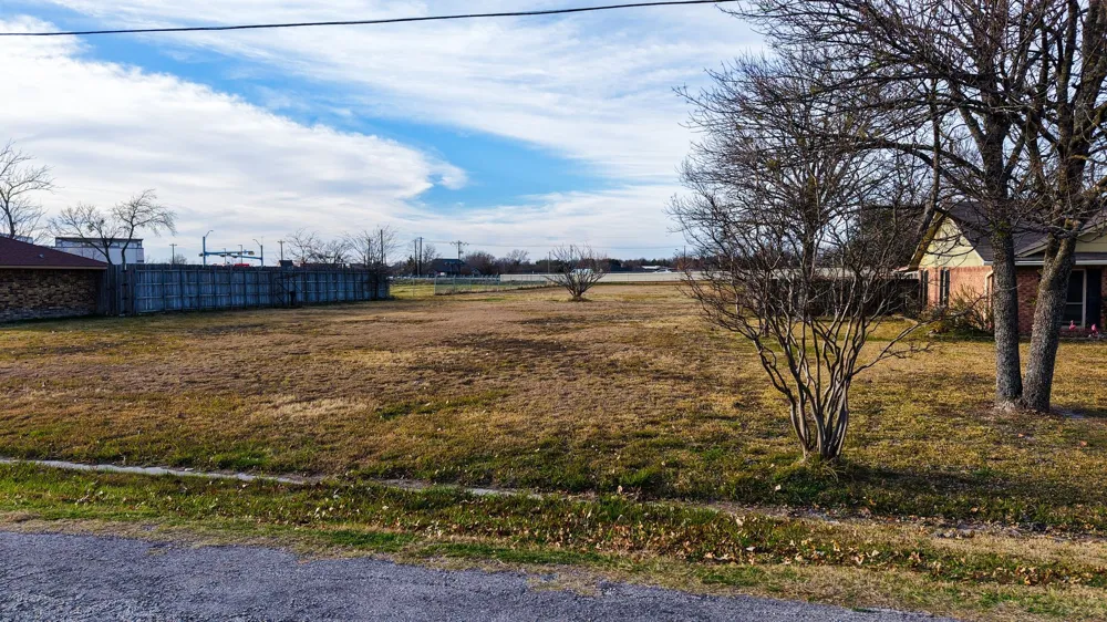 439 Wolf Run Court Lavon, TX 75166