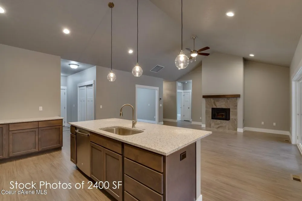 7705 E Howard Road Athol, ID 83801