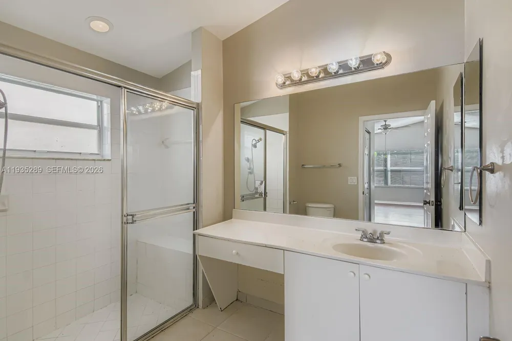 14242 NW 18th Pl Pembroke Pines, FL 33028