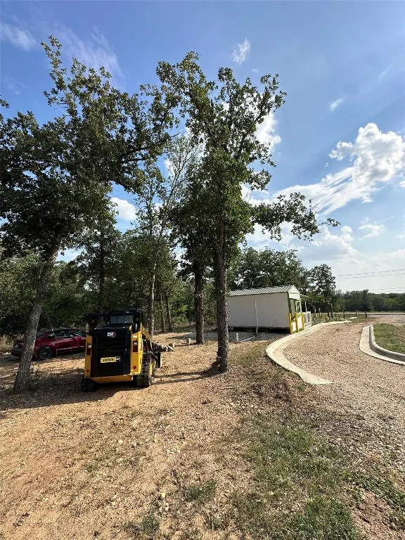 10096 S Us Highway 183 Highway Lockhart, TX 78644
