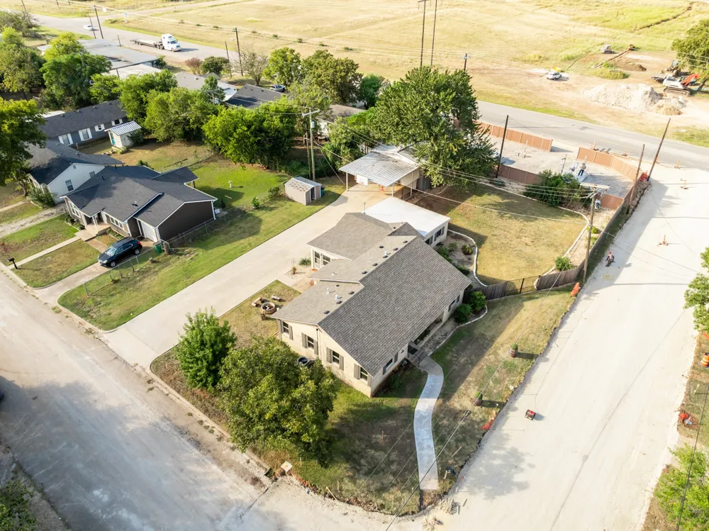 1500 W 10th Street McGregor, TX 76657
