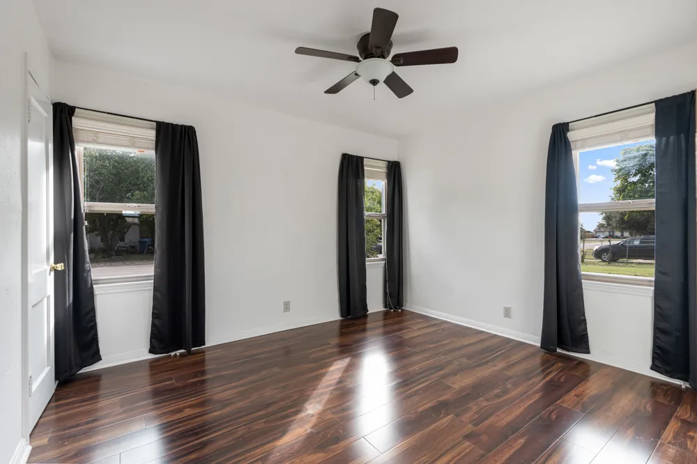 1500 W 10th Street McGregor, TX 76657