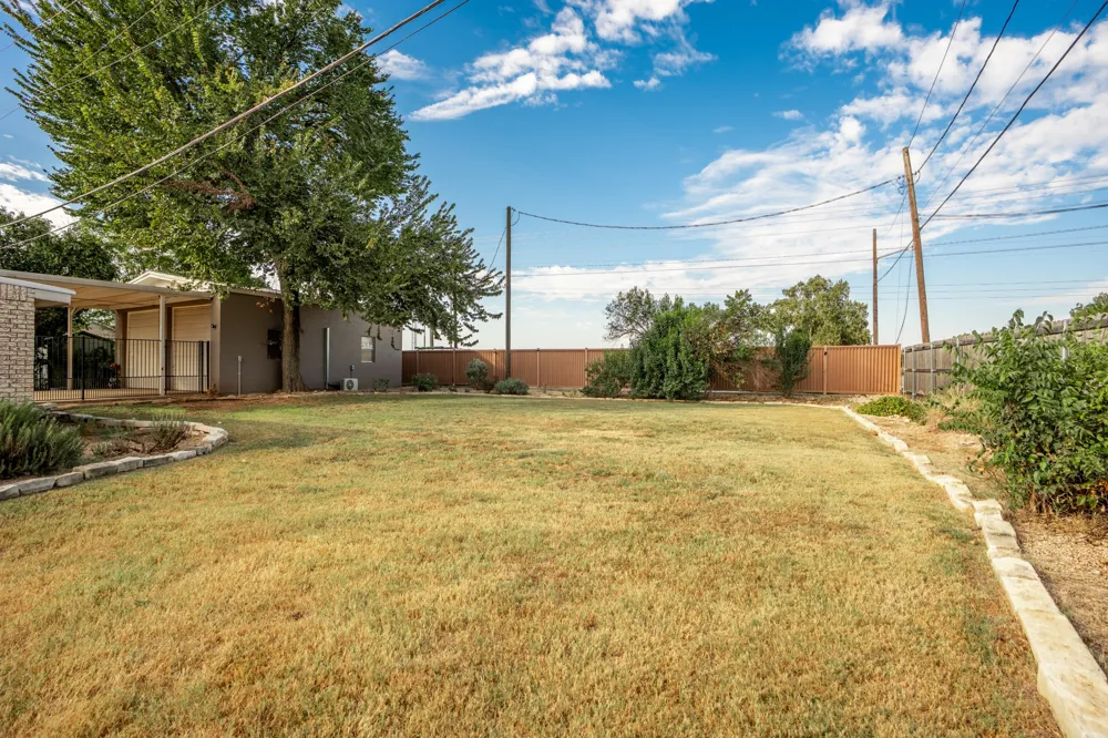 1500 W 10th Street McGregor, TX 76657