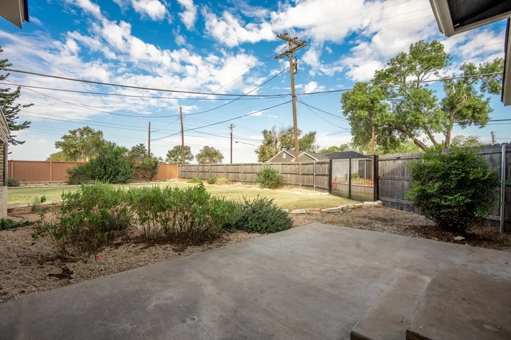 1500 W 10th Street McGregor, TX 76657