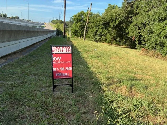 6009 President George Bush Highway Rowlett, TX 75089