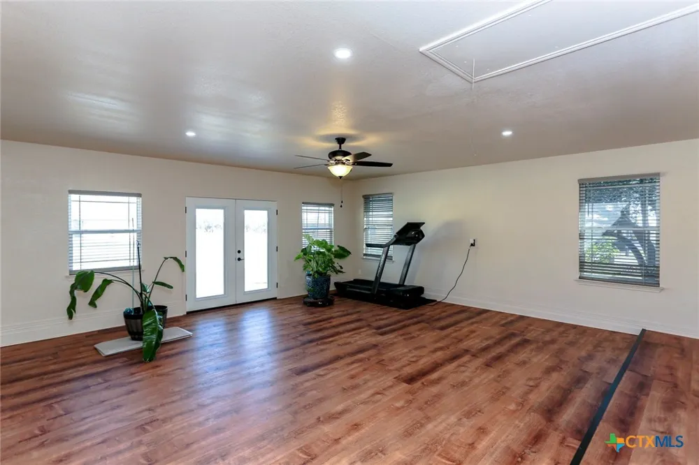 301 County Road 4772 Kempner, TX 76539