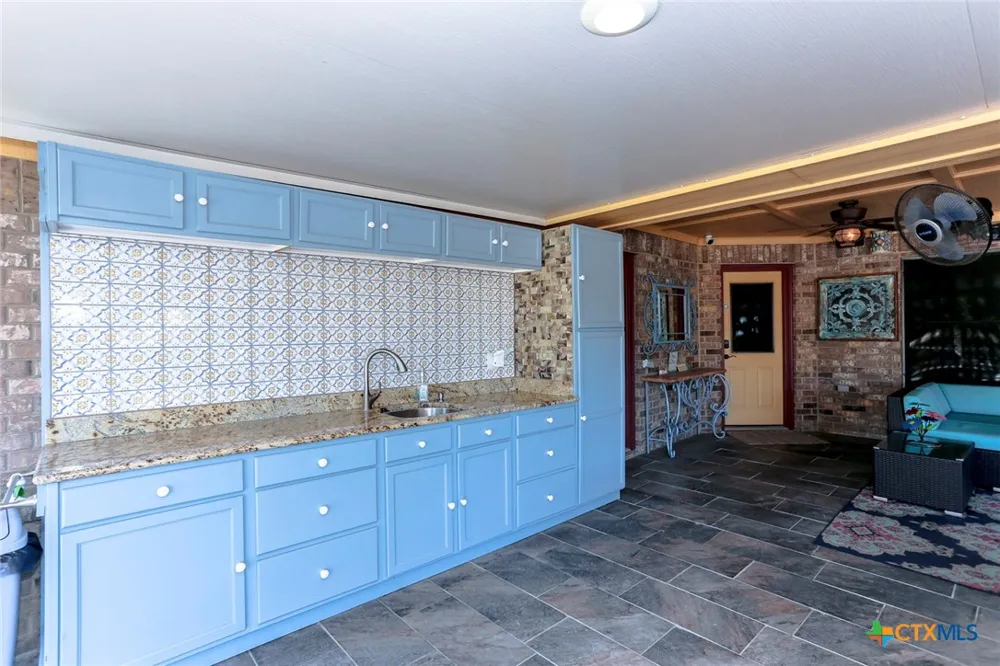 301 County Road 4772 Kempner, TX 76539