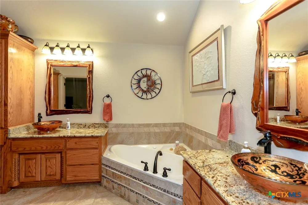 301 County Road 4772 Kempner, TX 76539