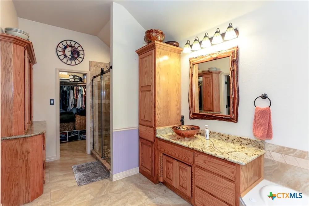 301 County Road 4772 Kempner, TX 76539