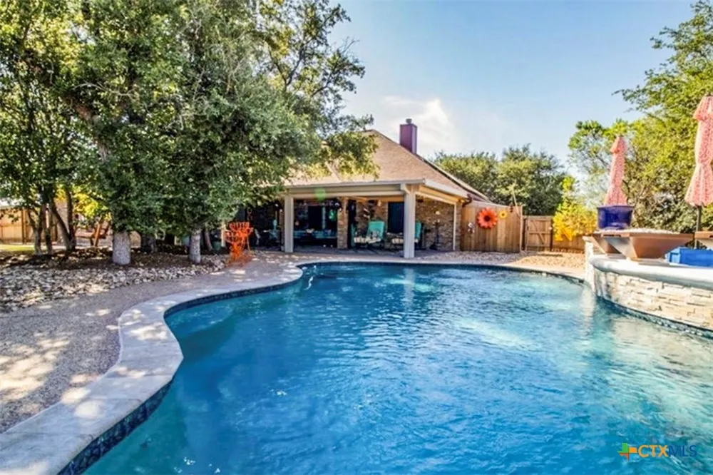 301 County Road 4772 Kempner, TX 76539
