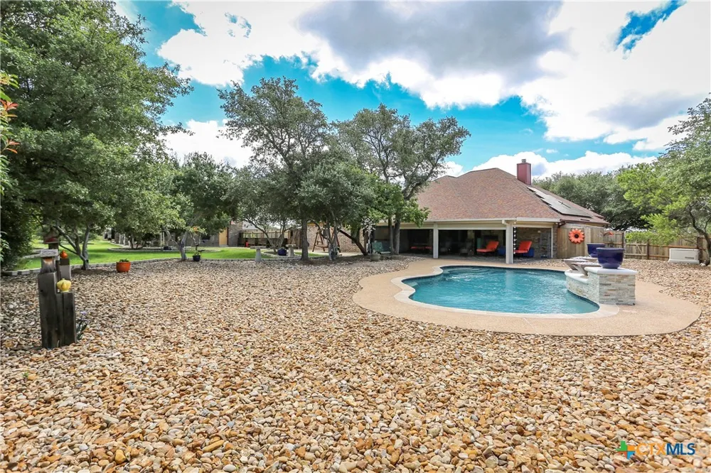 301 County Road 4772 Kempner, TX 76539