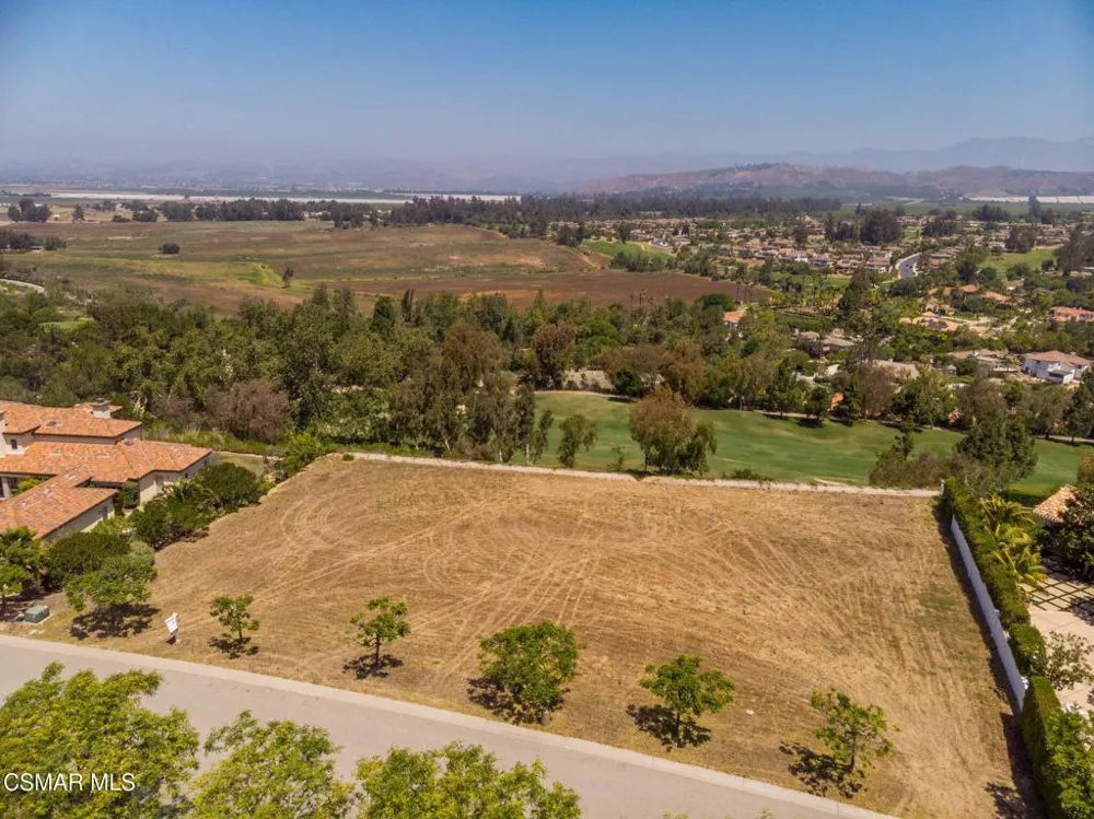 769 Via Terrado Camarillo, CA 93010