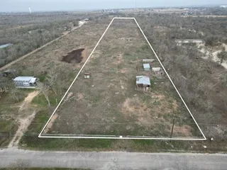 194 McDowell Road Del Valle, TX 78617