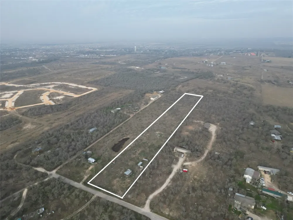 194 McDowell Road Del Valle, TX 78617