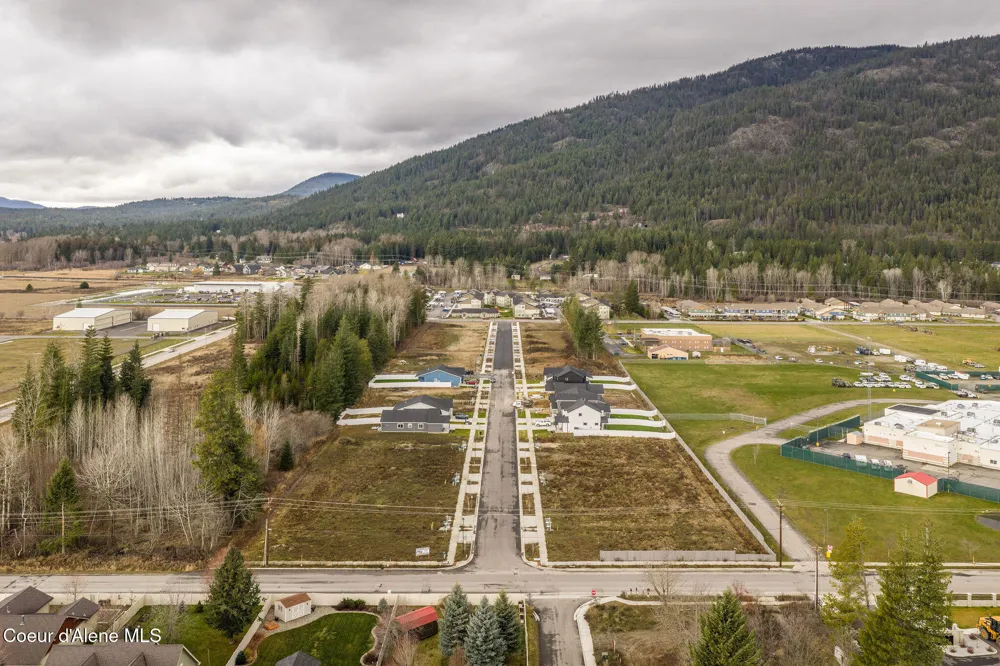 1124 Jersey Street Sandpoint, ID 83864