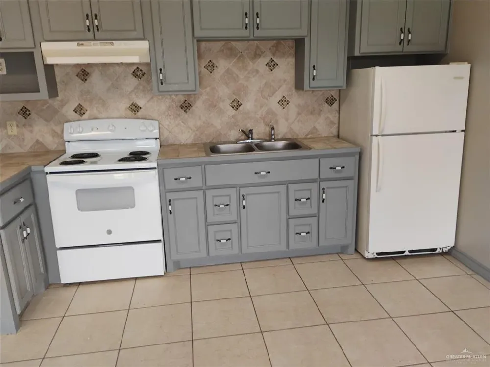 2701 El Barquito Drive Palmview, TX 78572