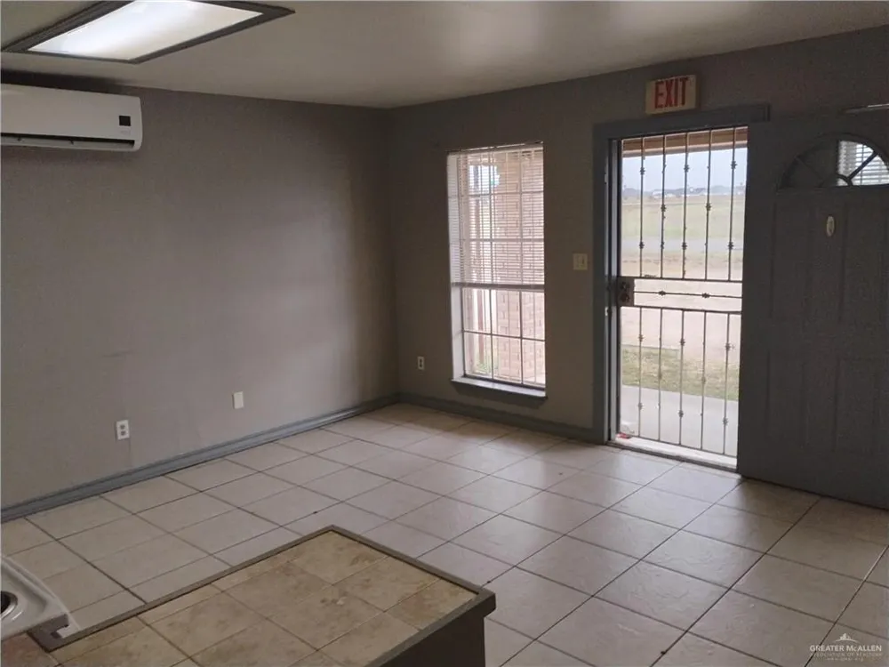 2701 El Barquito Drive Palmview, TX 78572