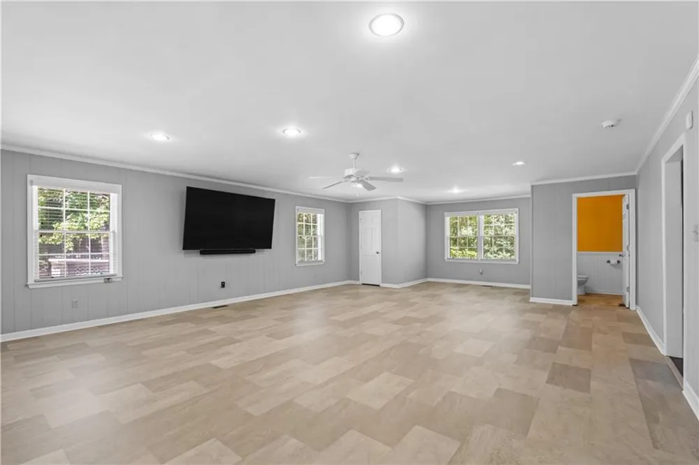 240 Deerfield Road Bogart, GA 30622