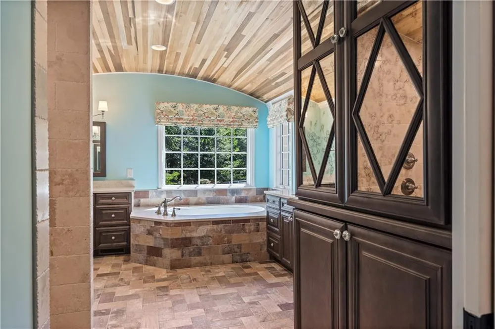 240 Deerfield Road Bogart, GA 30622