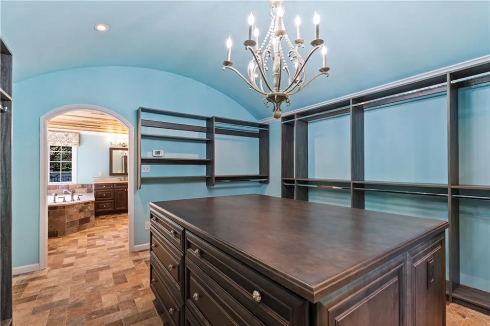 240 Deerfield Road Bogart, GA 30622