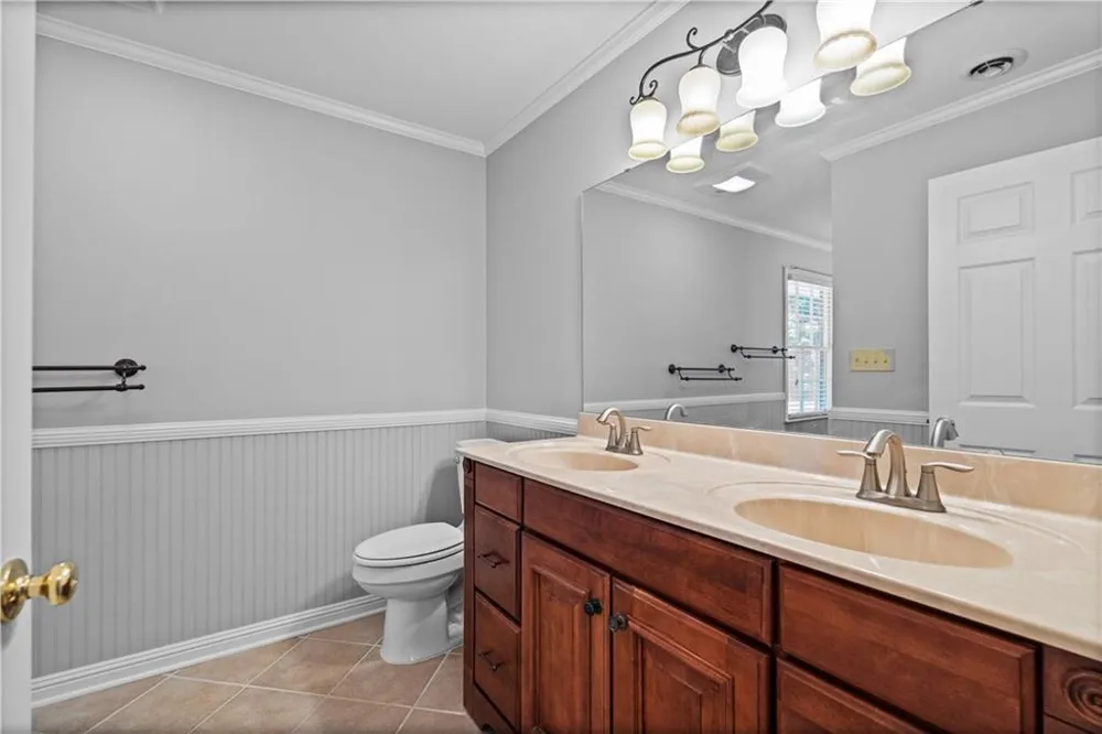 240 Deerfield Road Bogart, GA 30622