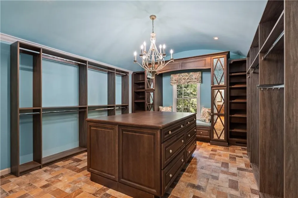240 Deerfield Road Bogart, GA 30622