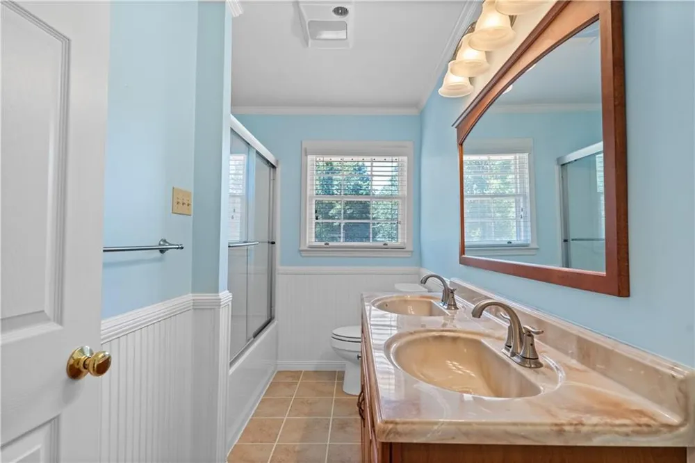 240 Deerfield Road Bogart, GA 30622