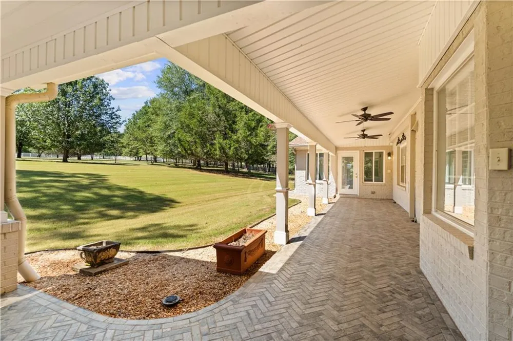 240 Deerfield Road Bogart, GA 30622