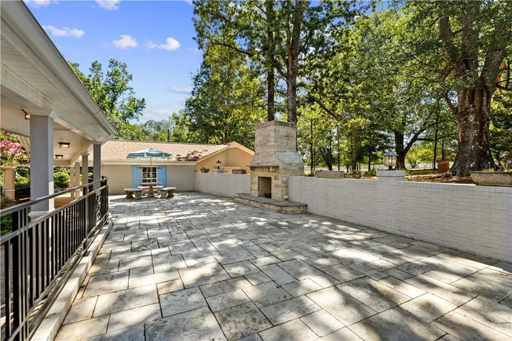 240 Deerfield Road Bogart, GA 30622