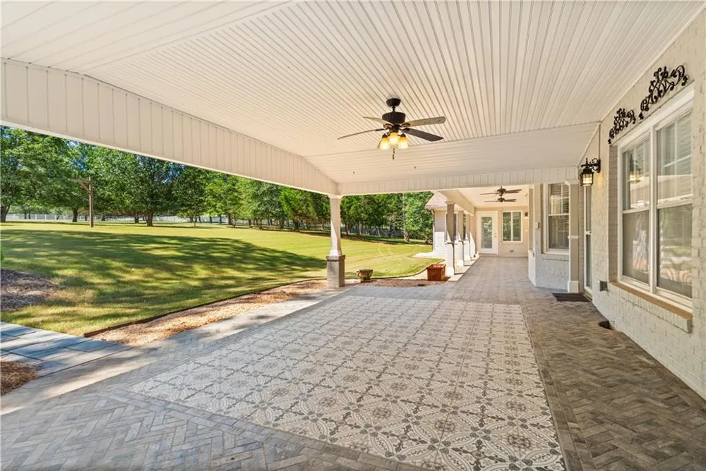 240 Deerfield Road Bogart, GA 30622