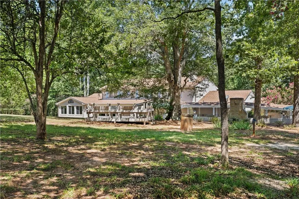 240 Deerfield Road Bogart, GA 30622