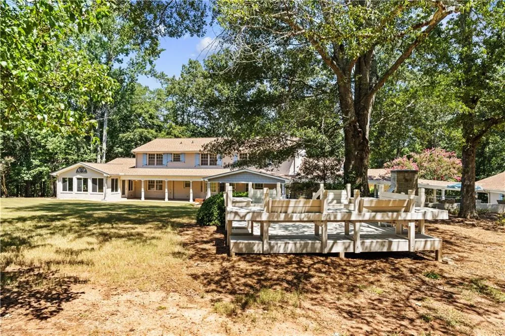 240 Deerfield Road Bogart, GA 30622