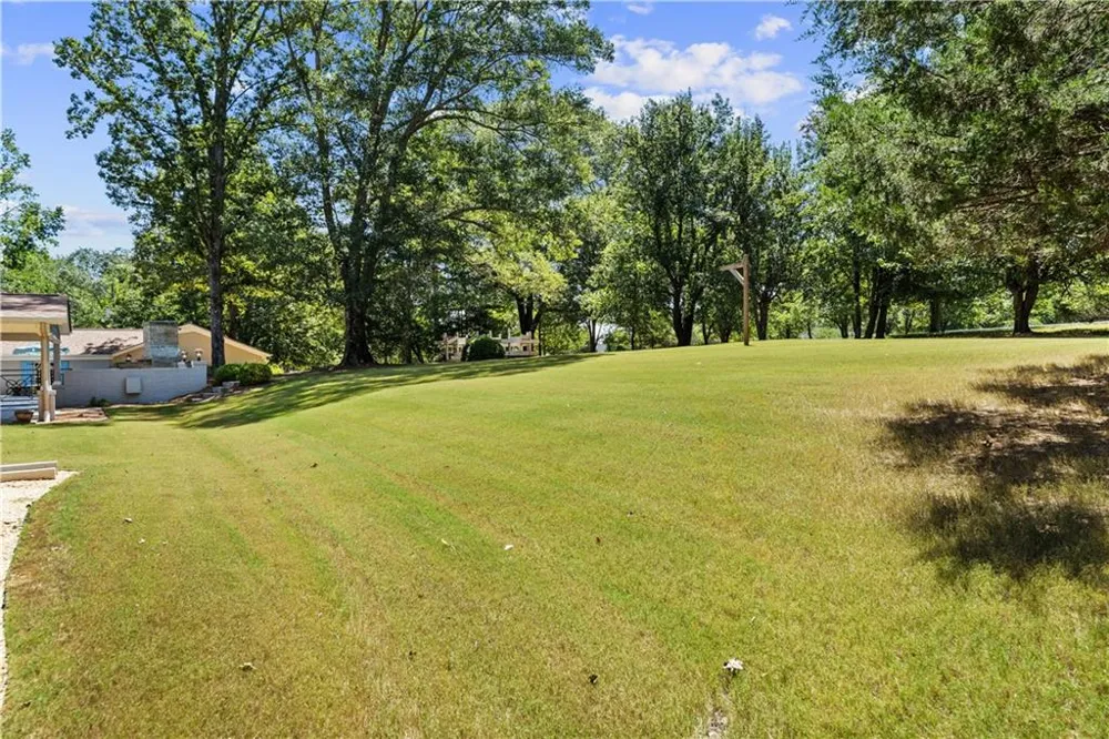 240 Deerfield Road Bogart, GA 30622