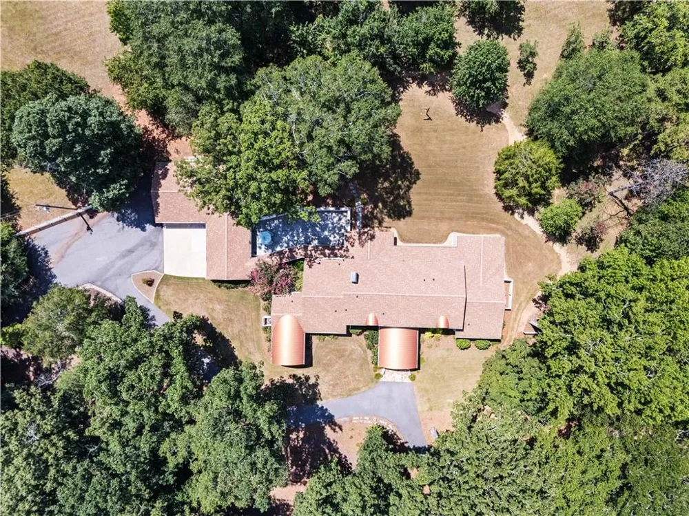 240 Deerfield Road Bogart, GA 30622