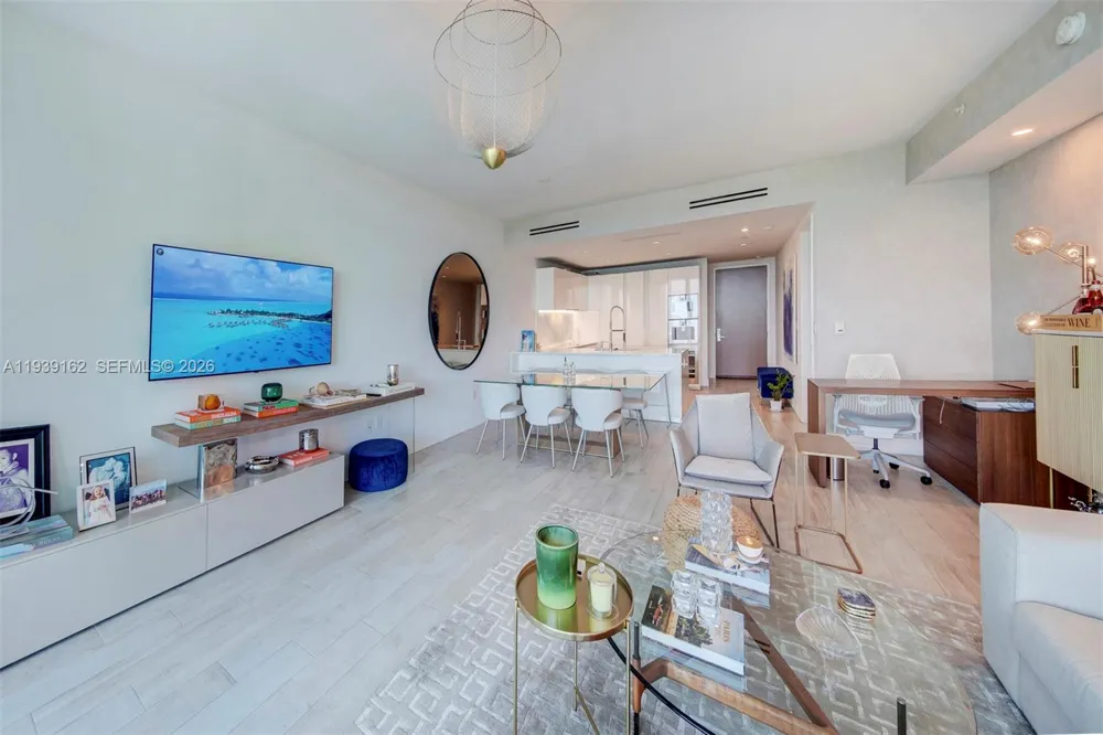 10201 Collins Ave #804 Bal Harbour, FL 33154