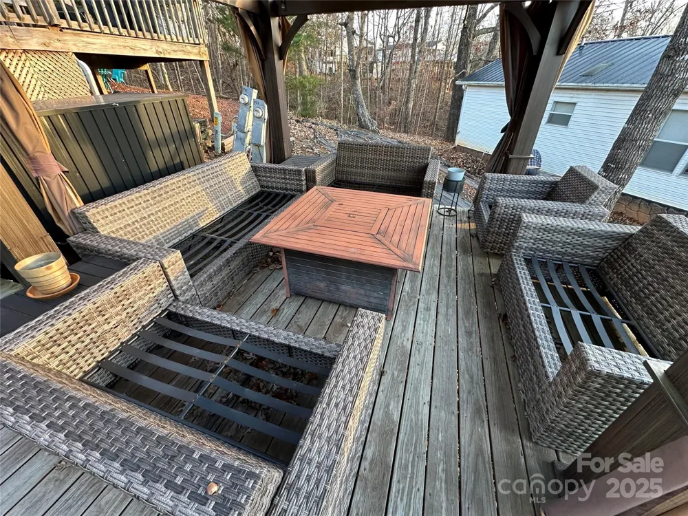 116 Trestle Circle New London, NC 28127
