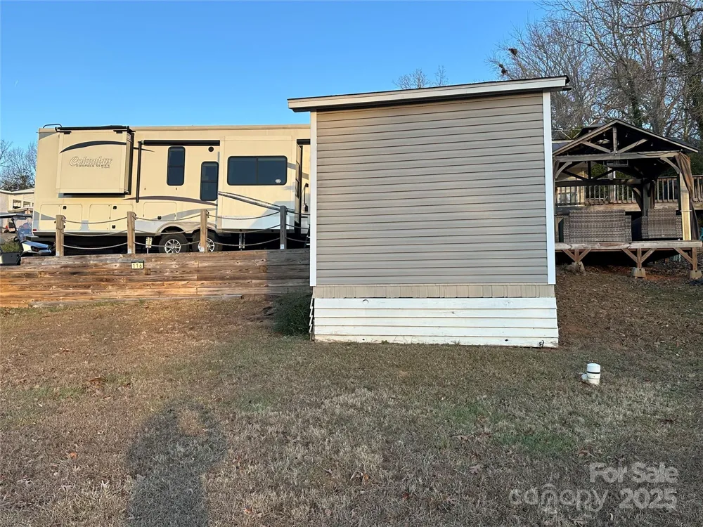 116 Trestle Circle New London, NC 28127