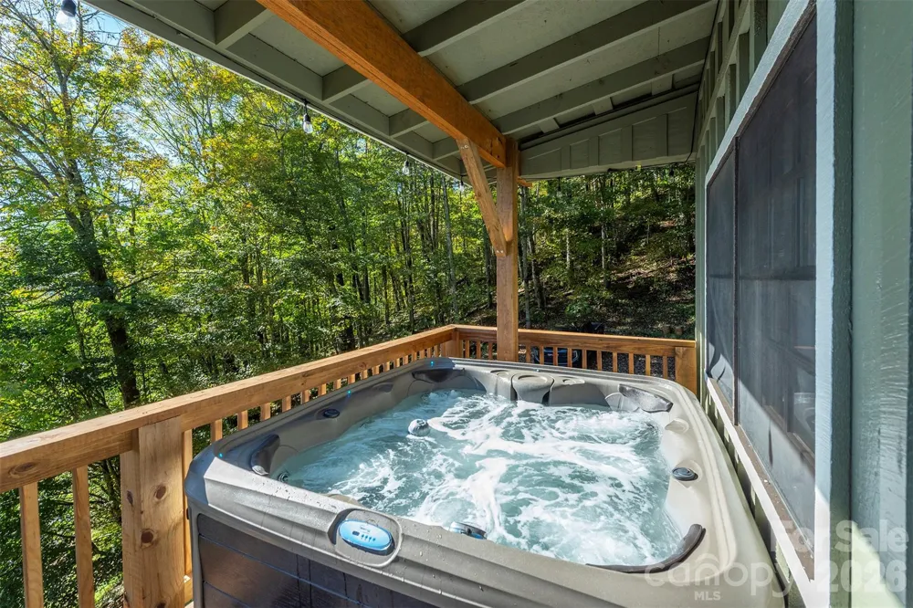 322 Goldenleaf Road Mars Hill, NC 28754