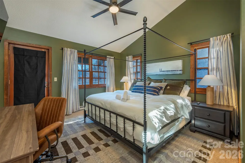 322 Goldenleaf Road Mars Hill, NC 28754