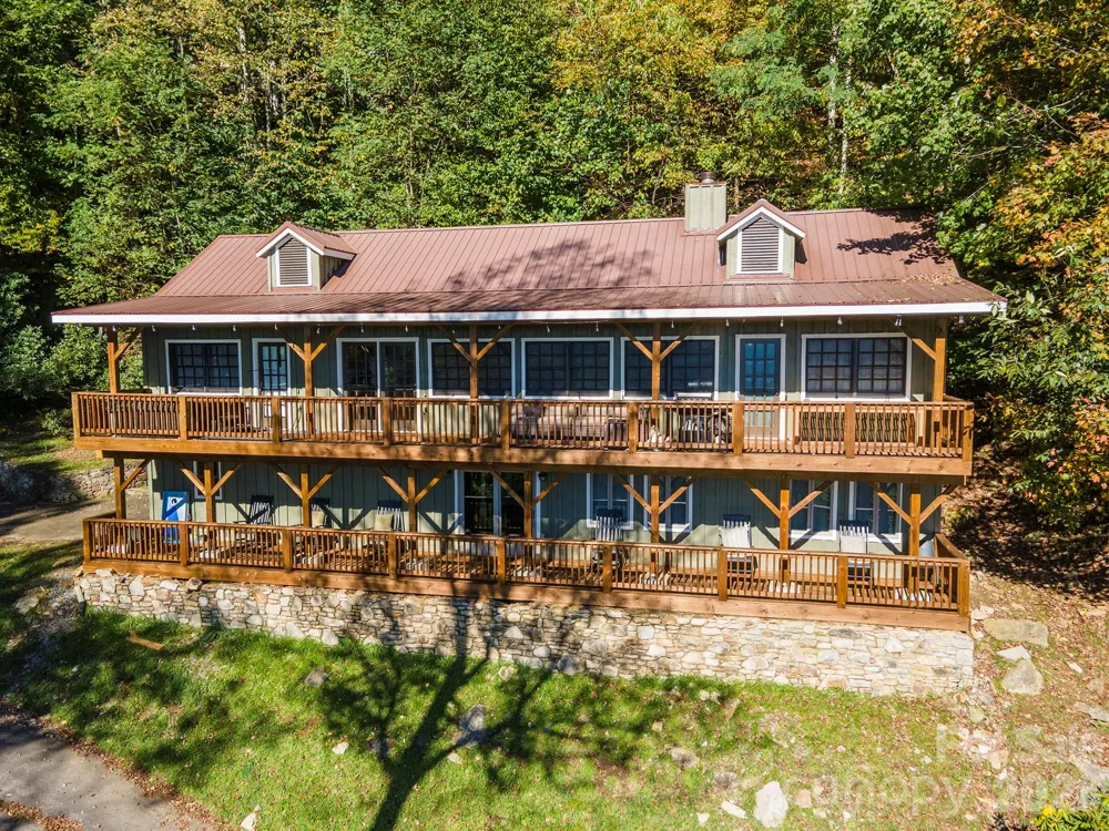 322 Goldenleaf Road Mars Hill, NC 28754