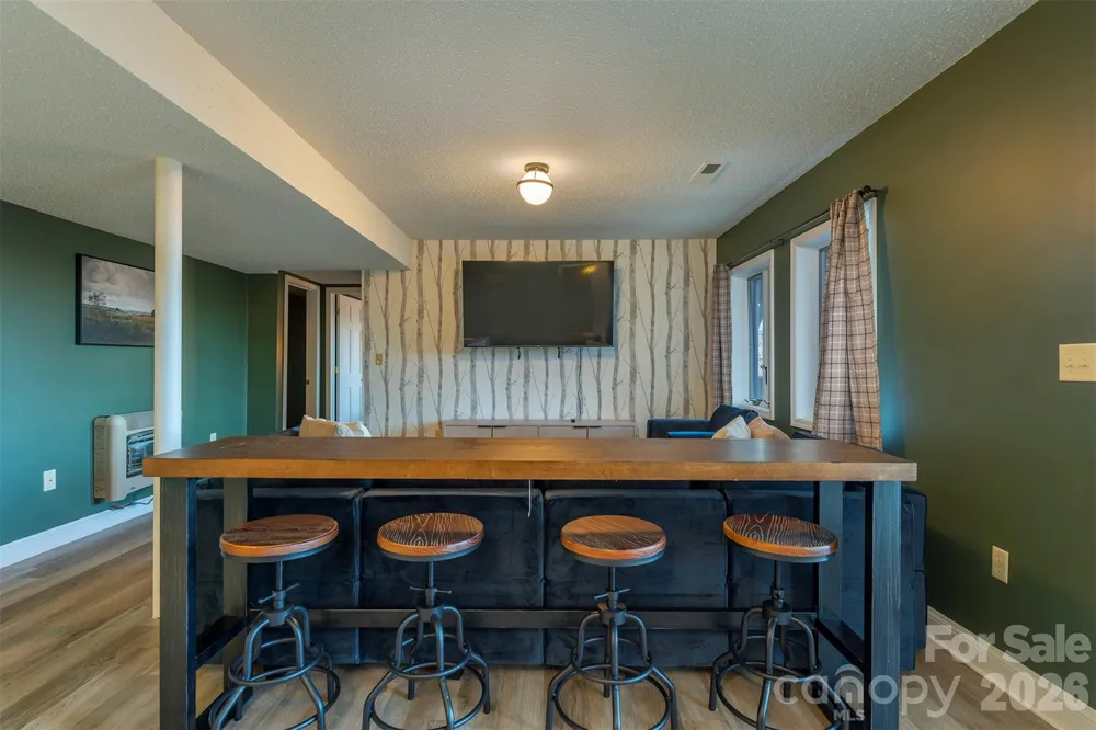 322 Goldenleaf Road Mars Hill, NC 28754