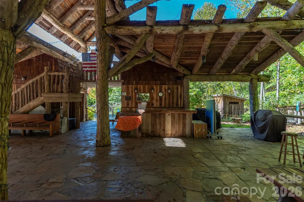 322 Goldenleaf Road Mars Hill, NC 28754