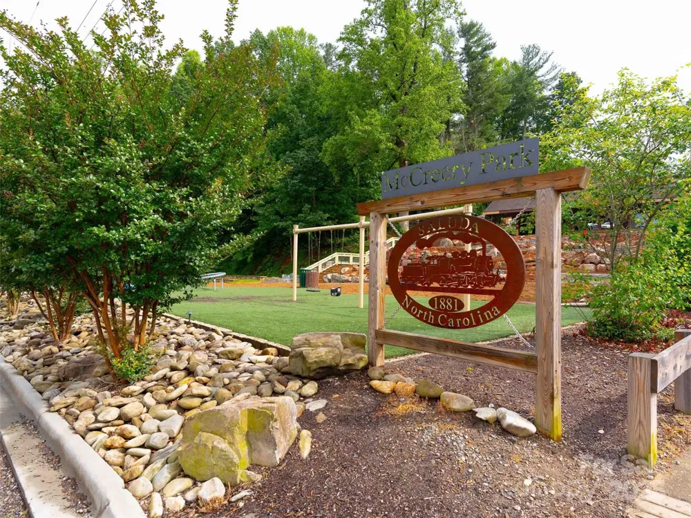 00 Mountain Page Road #17,18,19 Saluda, NC 28773