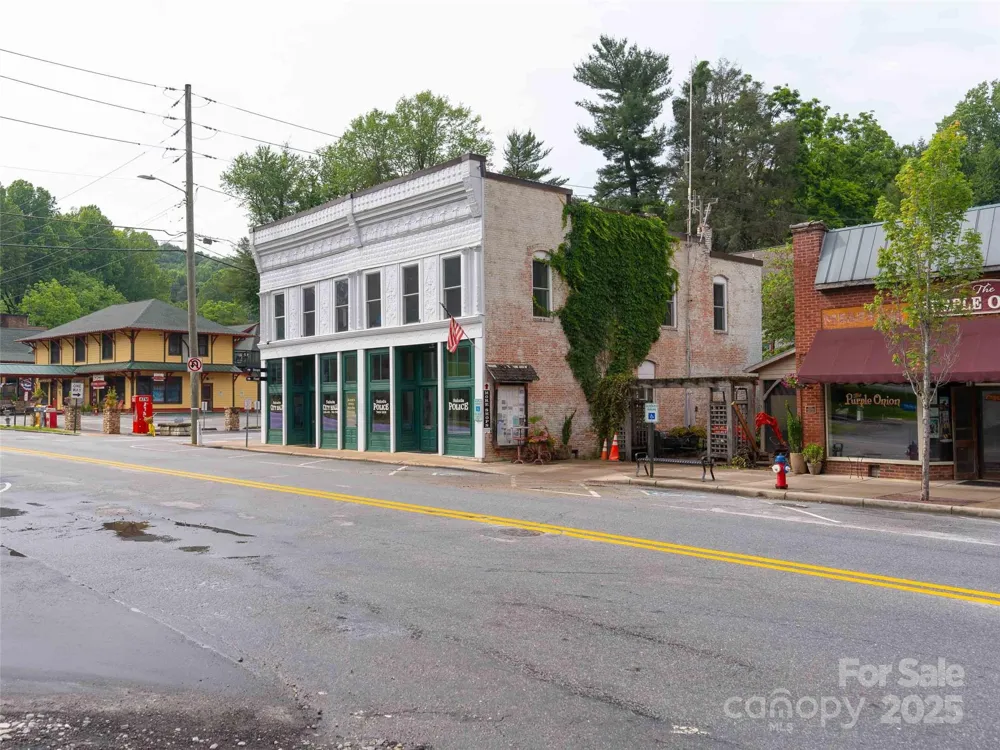 00 Mountain Page Road #17,18,19 Saluda, NC 28773